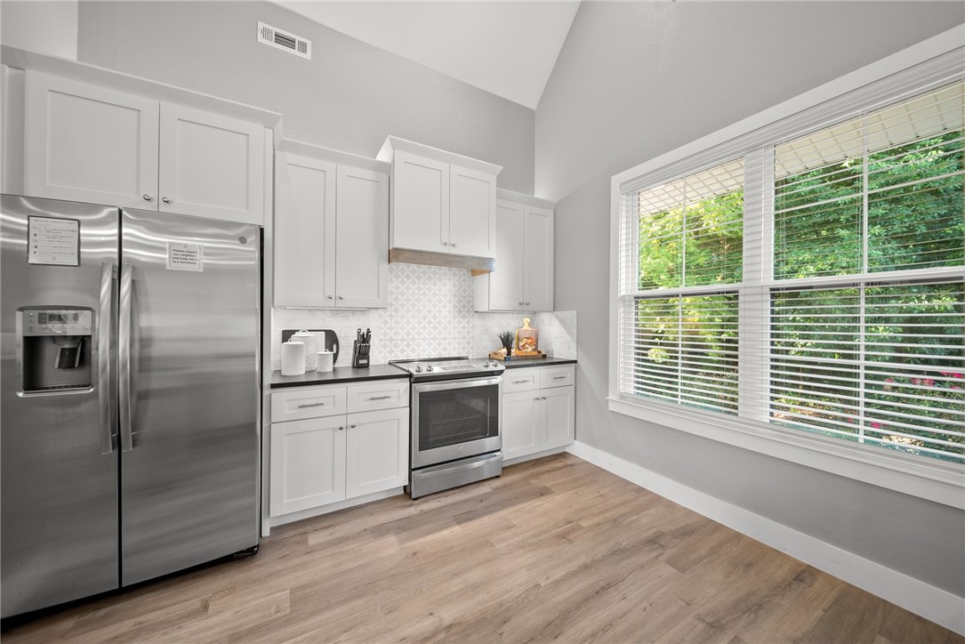 Shady Cove Sub - Residential