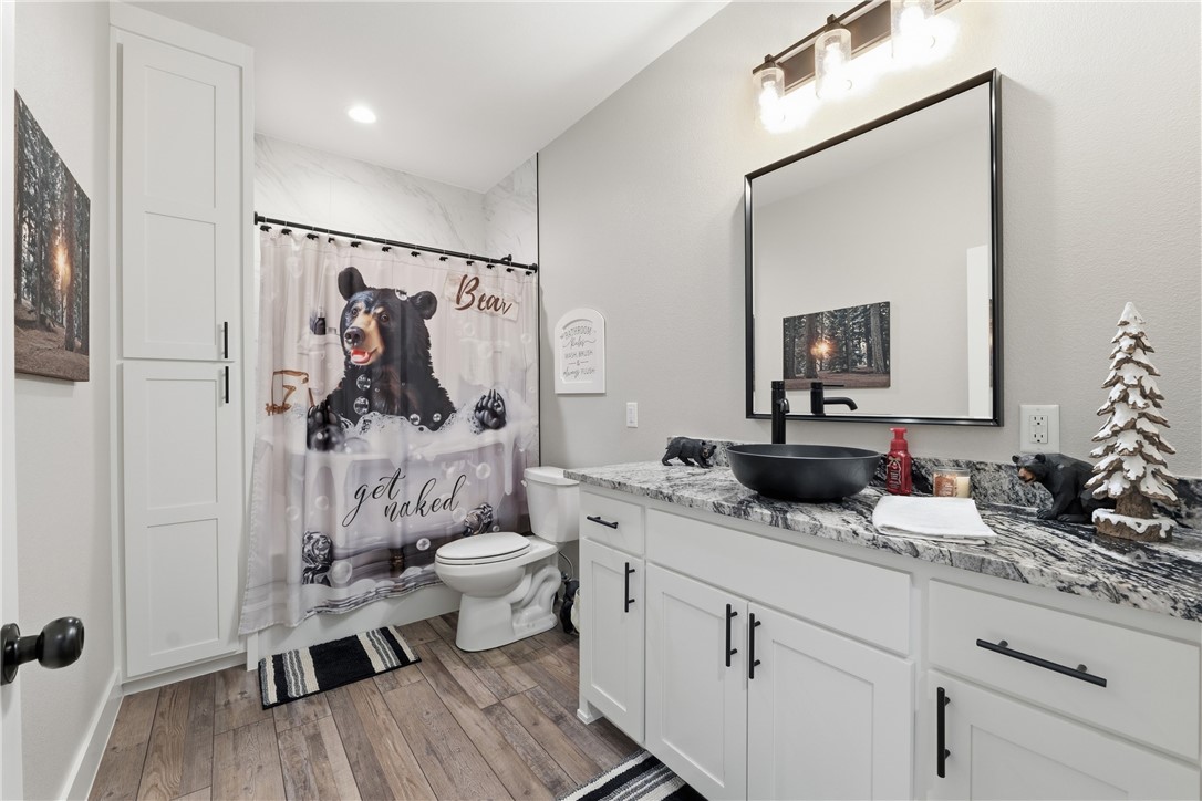 Vaughn Estates - Residential