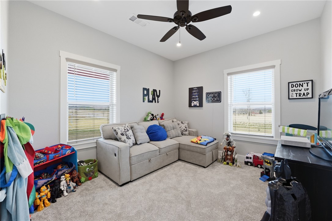 Vaughn Estates - Residential