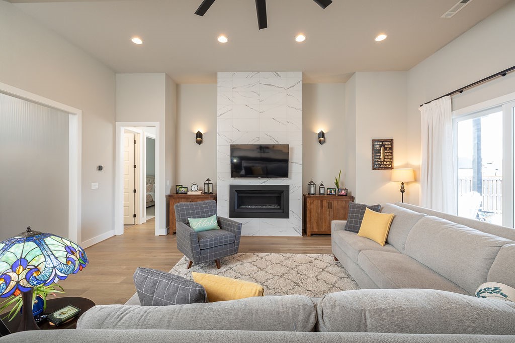 Aurora Sub Ph I Bentonville - Residential