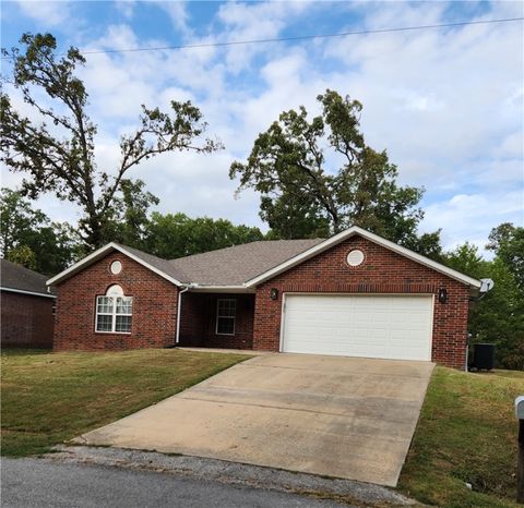 Photo of 70 Cranfield Drive, Bella Vista, AR 72714 (MLS # 1324841)