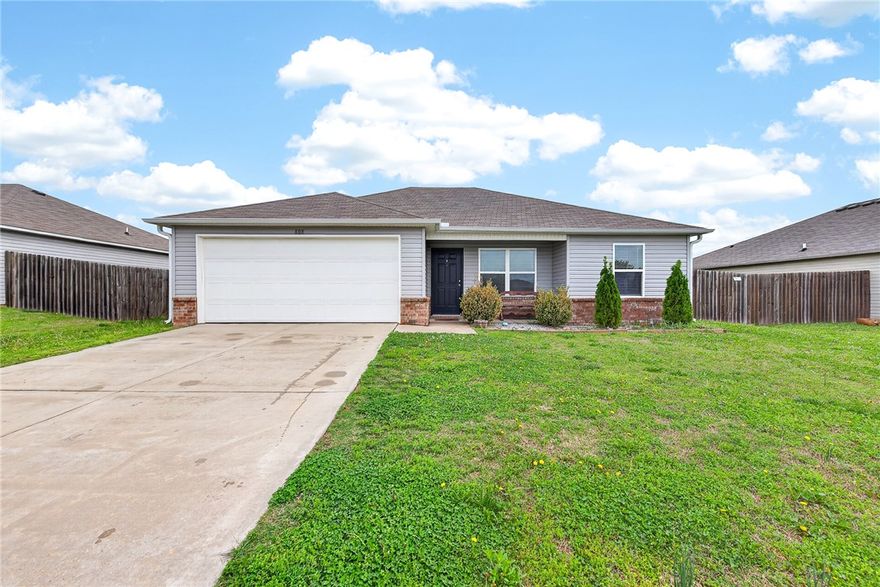 Perfect starter home or investment opportunity! This clean, move-in ready property has been well maintained and offers an inviting feel throughout with easy, comfortable living from day one. The fenced backyard provides a great space for pets, play, or relaxing evenings outdoors. Conveniently located close to the airport, this home is ideal for commuters or frequent travelers. Whether you're looking to purchase your first home or add to your rental home portfolio, this one checks all the boxes.