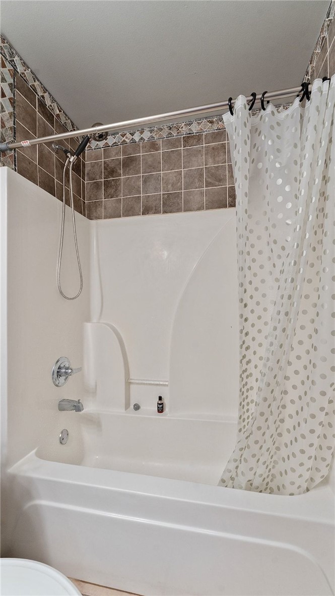 Rollers Ridge Sub Rogers - Residential