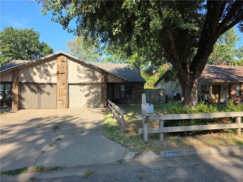 Photo of 1008 Turtle Creek Drive, Rogers, AR 72756 (MLS # 1357838)