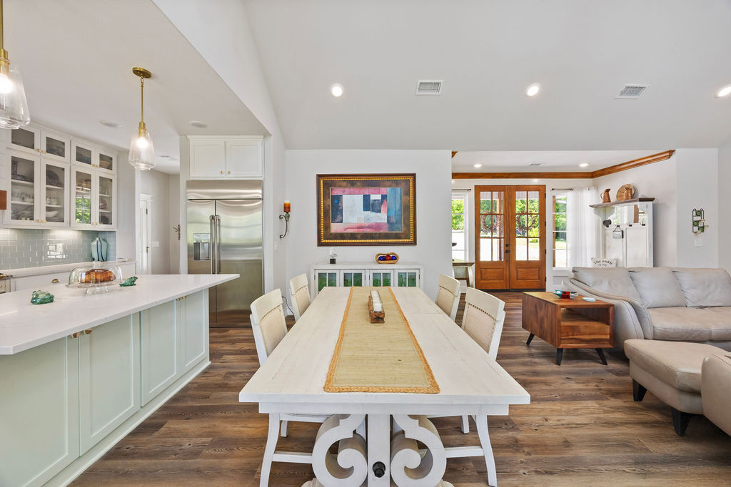 n / a - Residential