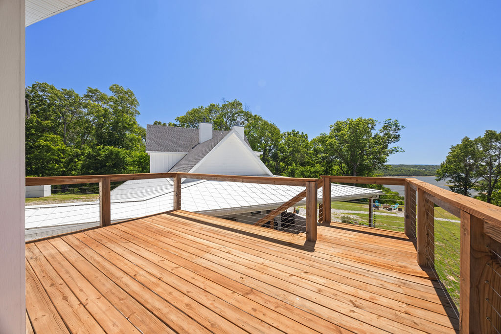 n / a - Residential