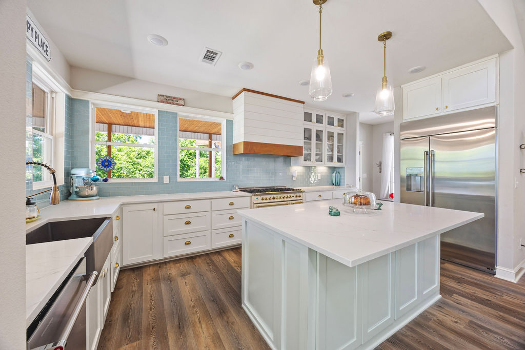 n / a - Residential
