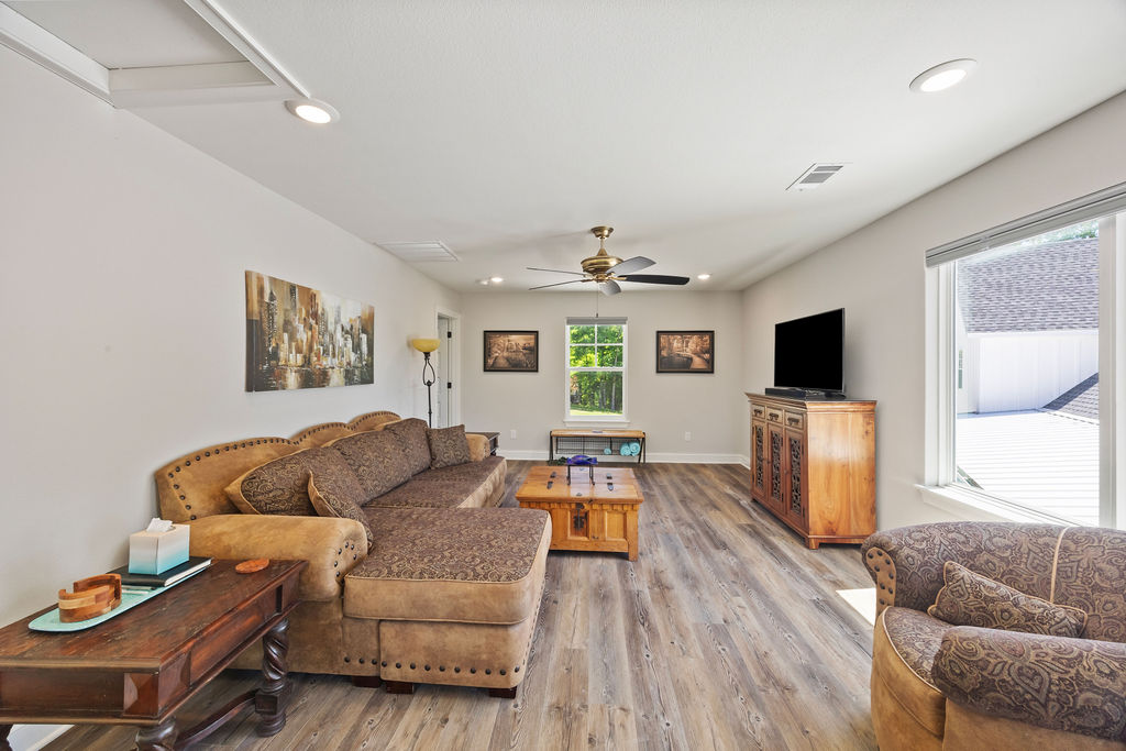 n / a - Residential