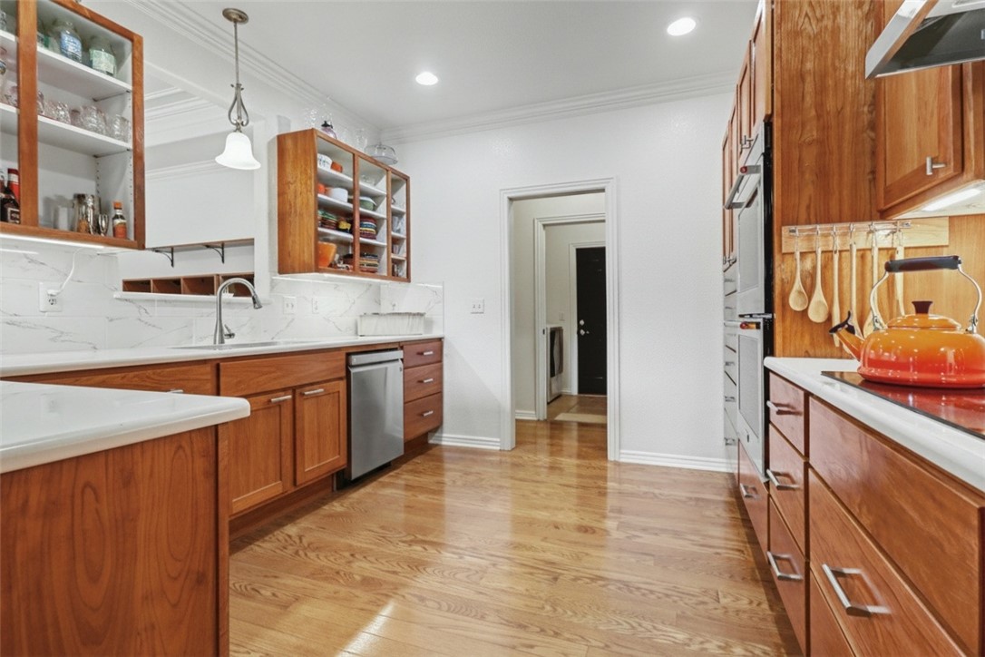 Flint Sub Bvv - Residential