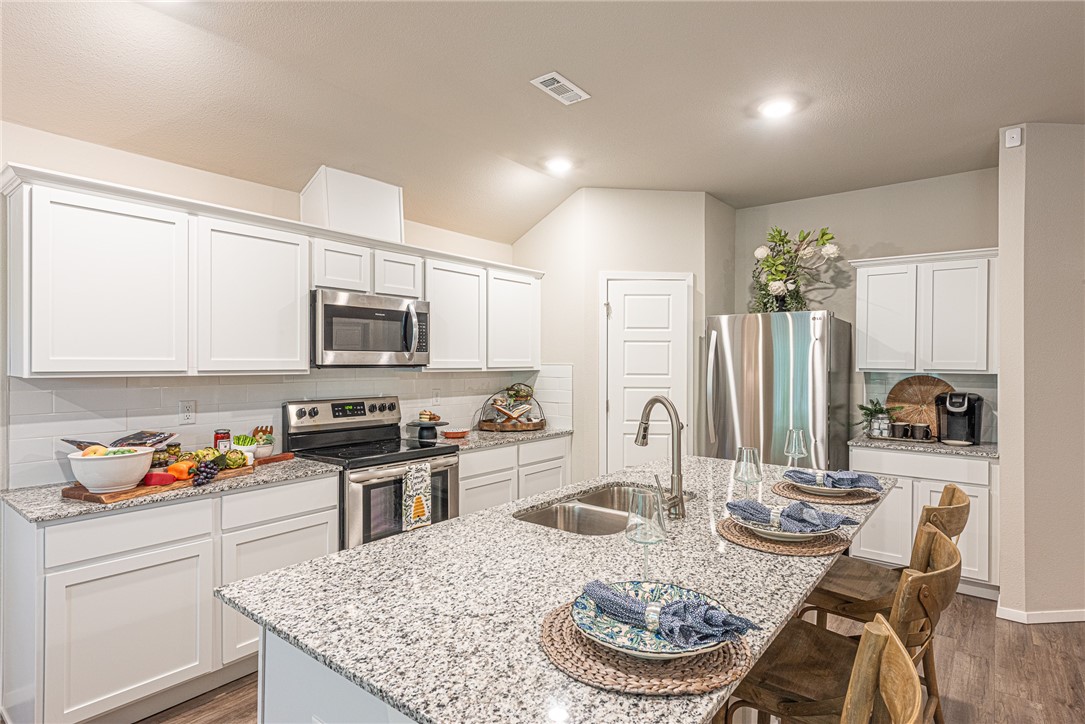 Providence Village Ph Iii Bentonville - Residential