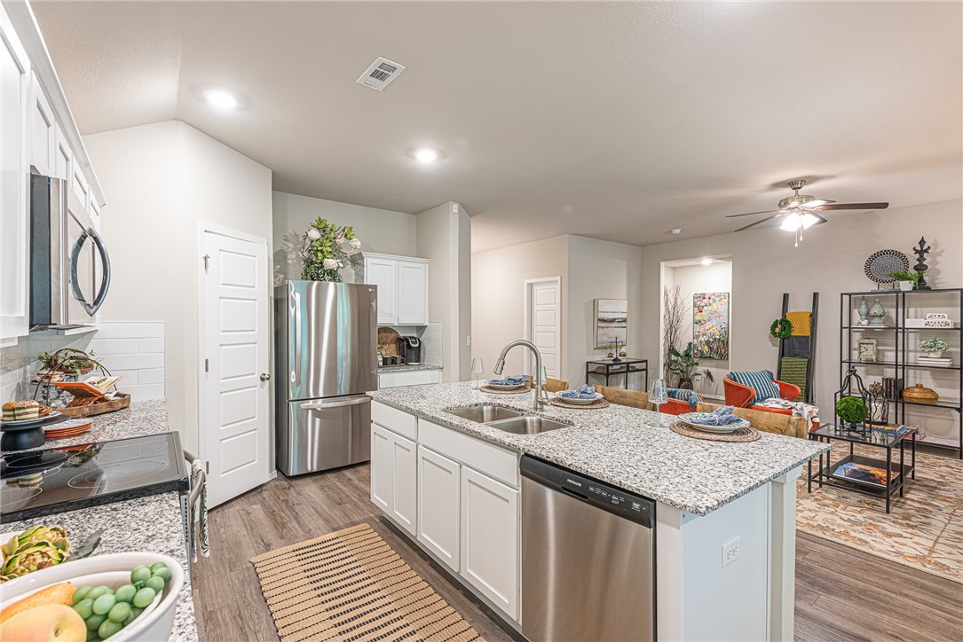 Providence Village Ph Iii Bentonville - Residential