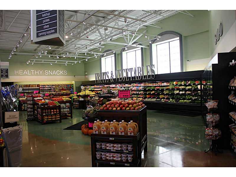 Springdale Outlots - Commercial Sale