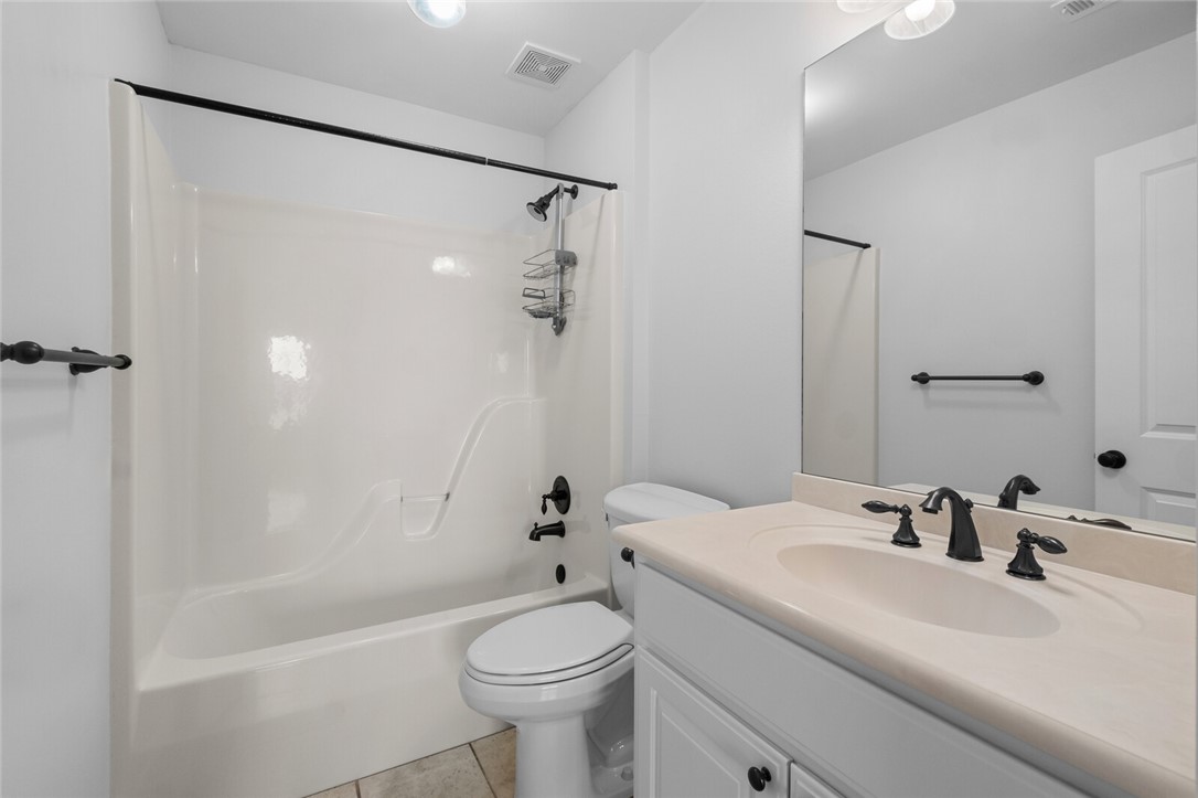 Cross Creek Rogers - Residential Lease