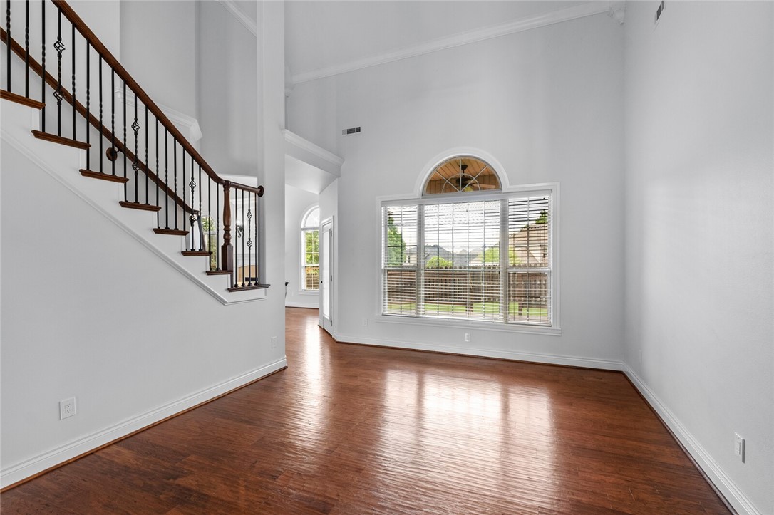 Cross Creek Rogers - Residential Lease