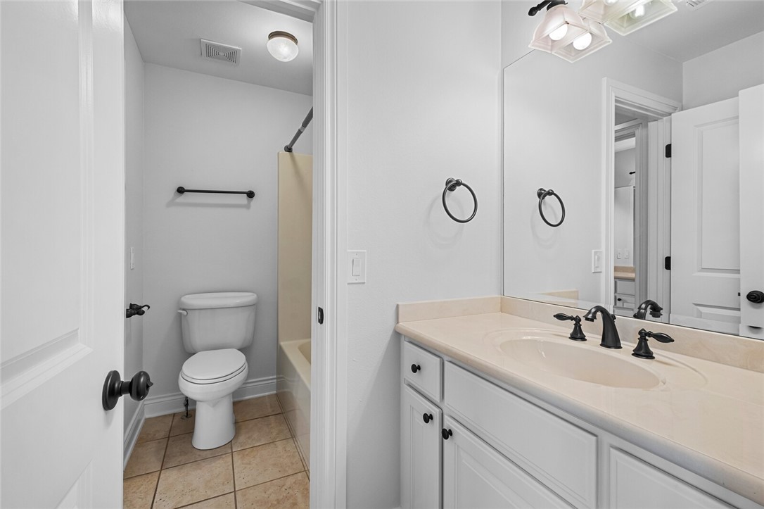 Cross Creek Rogers - Residential Lease