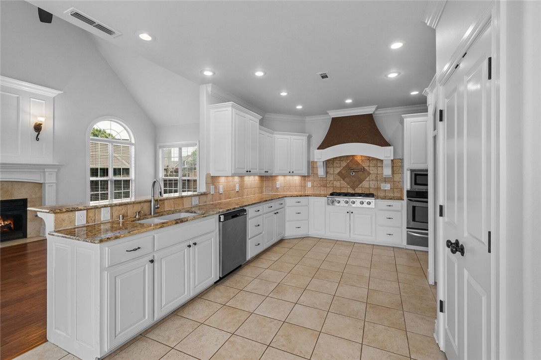 Cross Creek Rogers - Residential Lease