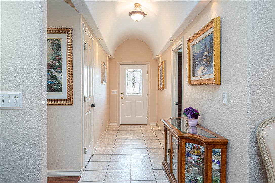 804 Greenway Street - Photo 2