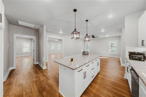 Photo of 17 Kirkcolm Drive, Bella Vista, AR 72715 (MLS # 1325415)