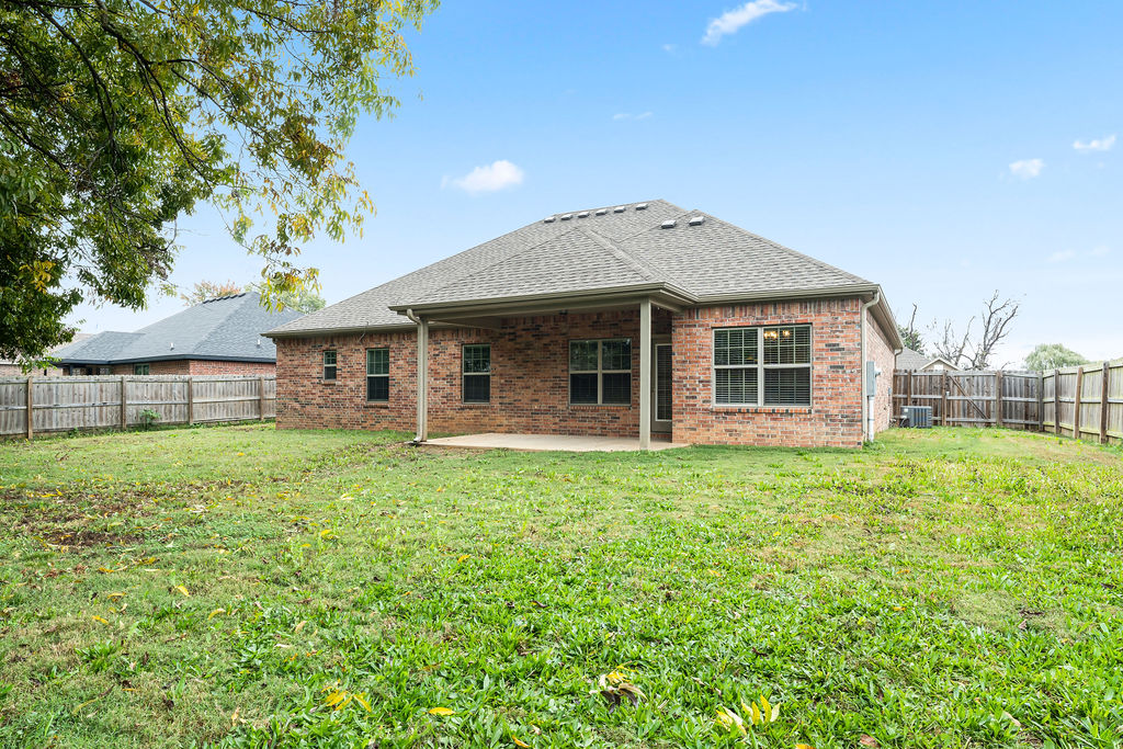 PH I THE WOODLANDS - Residential Lease