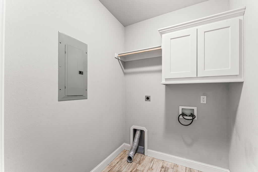 PH I THE WOODLANDS - Residential Lease