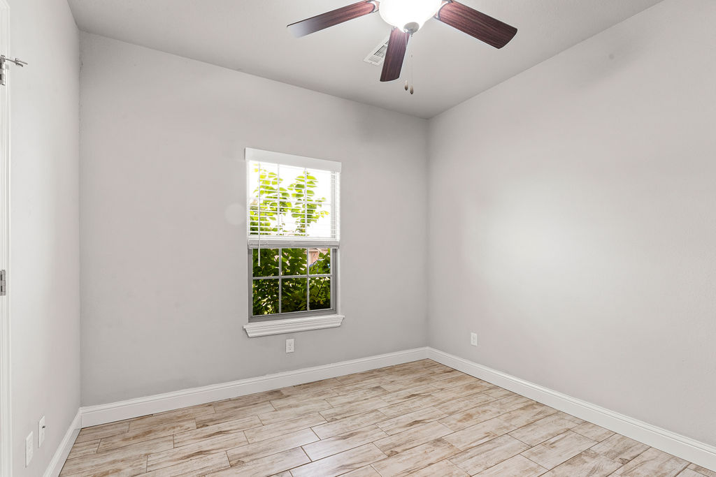 PH I THE WOODLANDS - Residential Lease