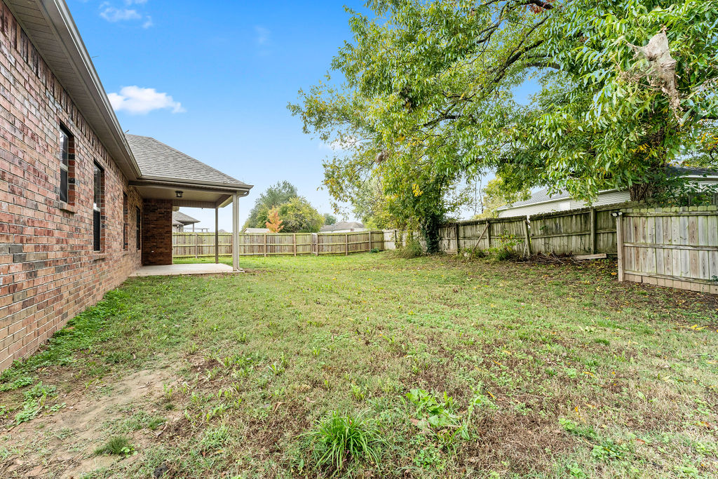 PH I THE WOODLANDS - Residential Lease