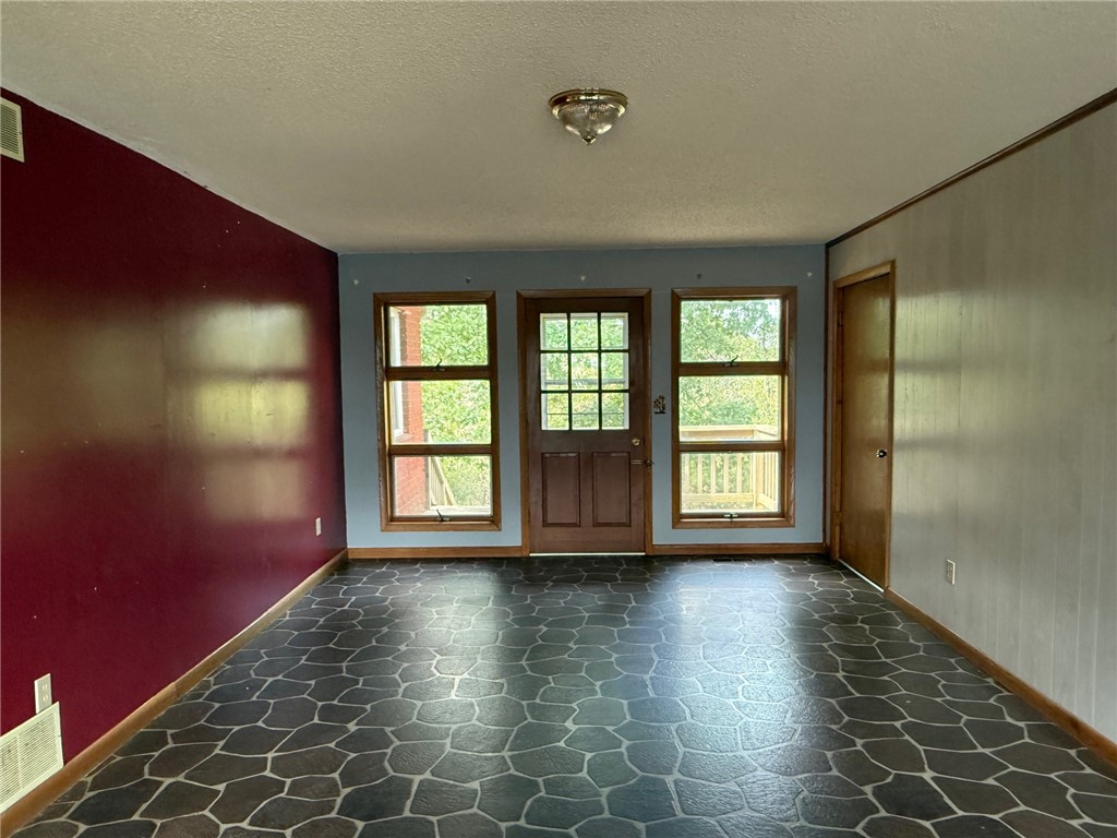 Unit 8 Holiday Island - Residential