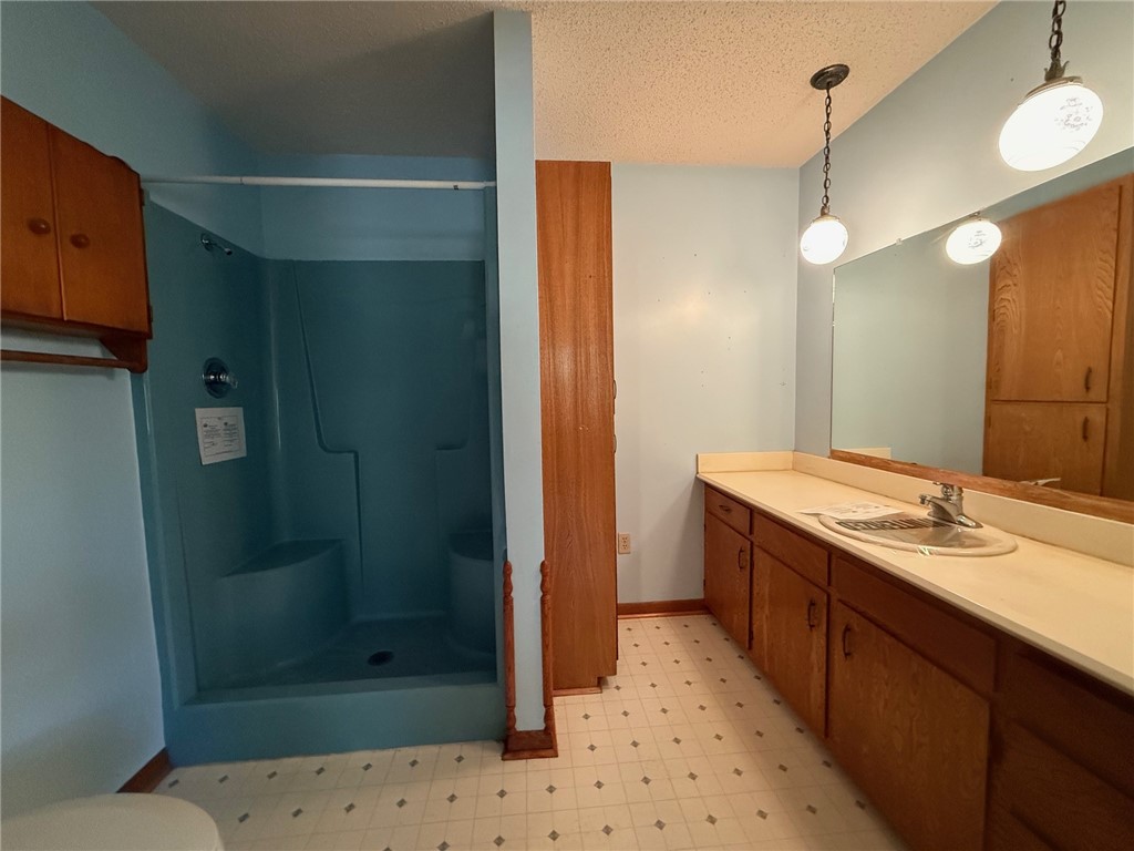 Unit 8 Holiday Island - Residential