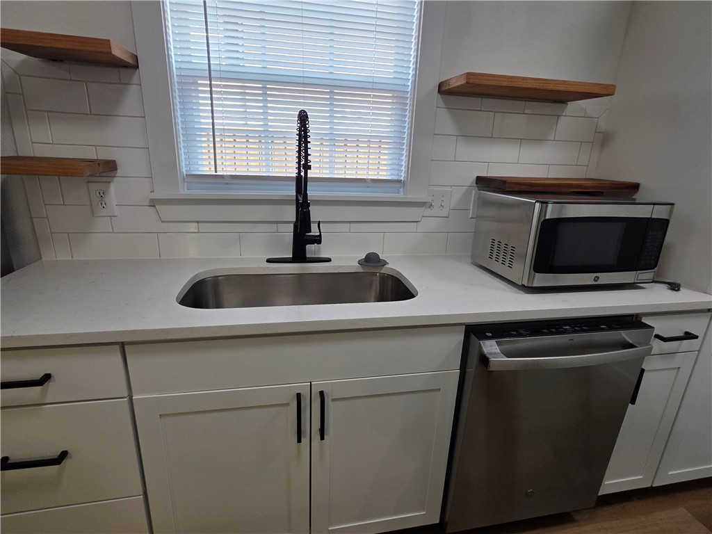 33-20-30 Bentonville - Residential Lease