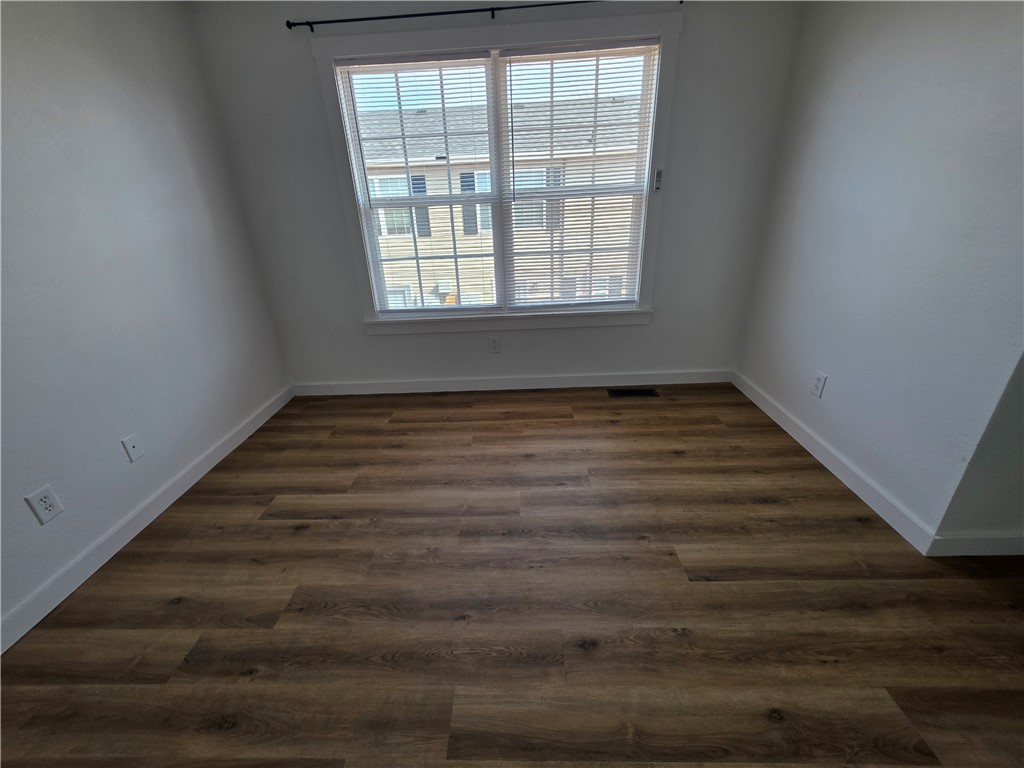 33-20-30 Bentonville - Residential Lease