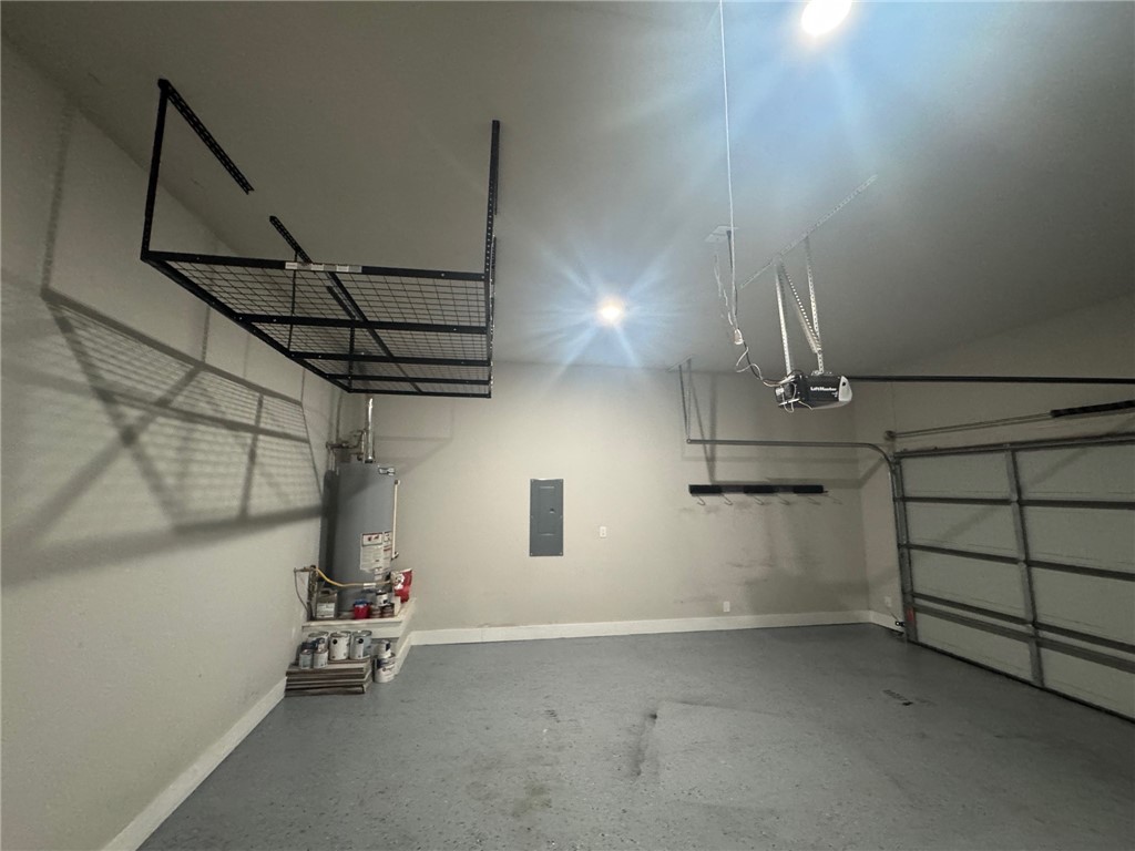 Rustic Flats Sub Gentry - Residential Lease