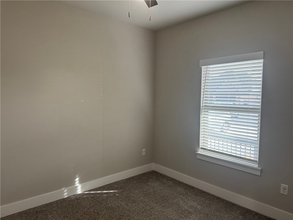 Rustic Flats Sub Gentry - Residential Lease