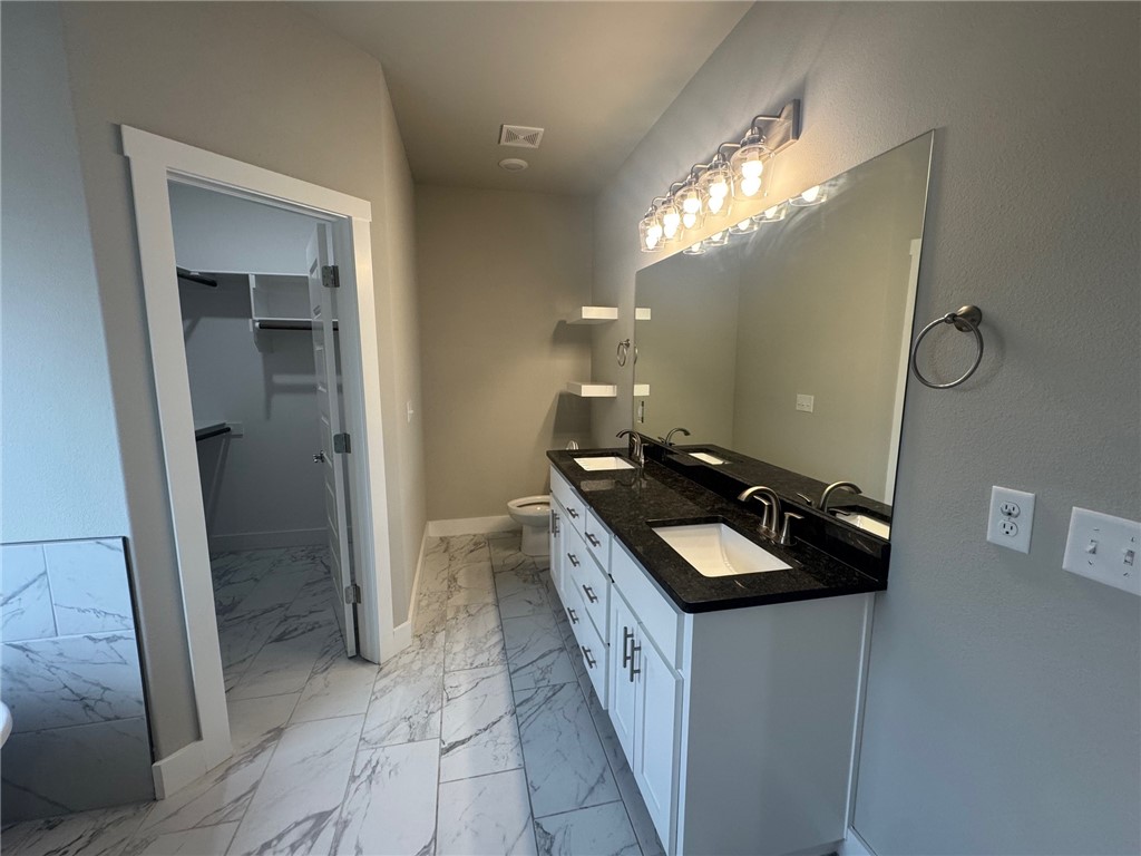 Rustic Flats Sub Gentry - Residential Lease