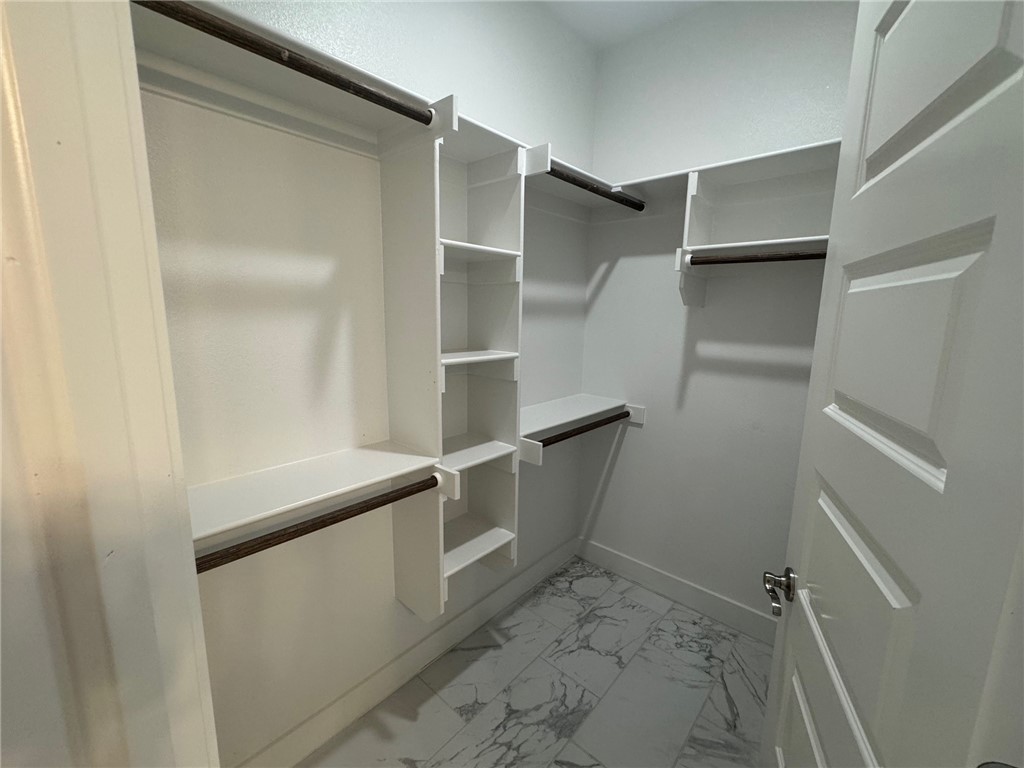 Rustic Flats Sub Gentry - Residential Lease