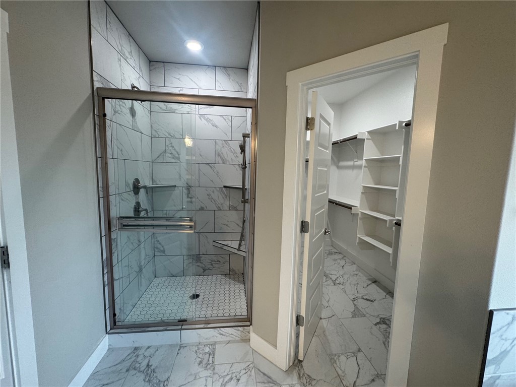 Rustic Flats Sub Gentry - Residential Lease