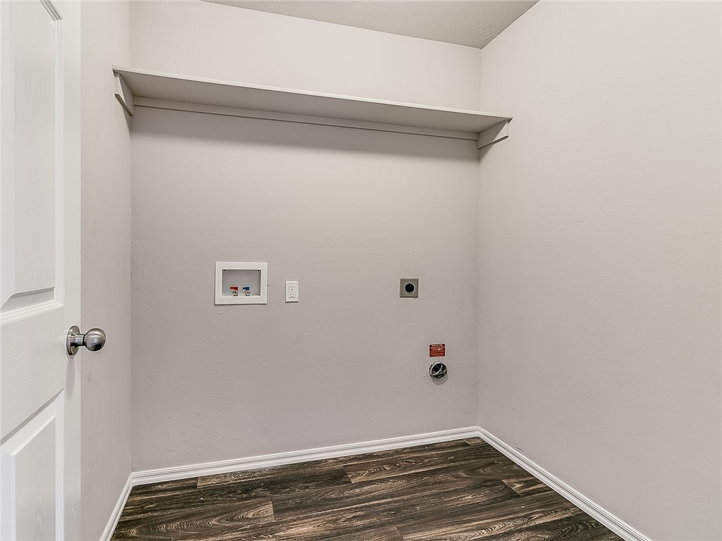 STOKENBURY FARMS VI - Residential