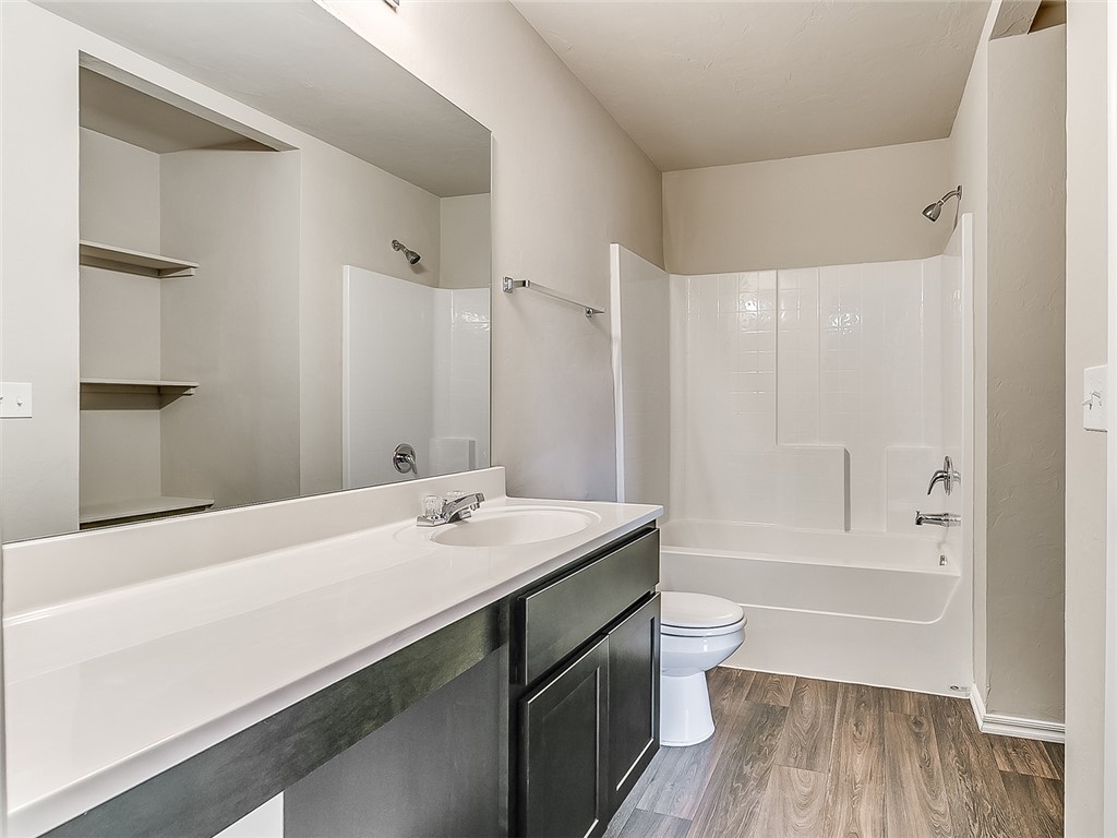 STOKENBURY FARMS VI - Residential