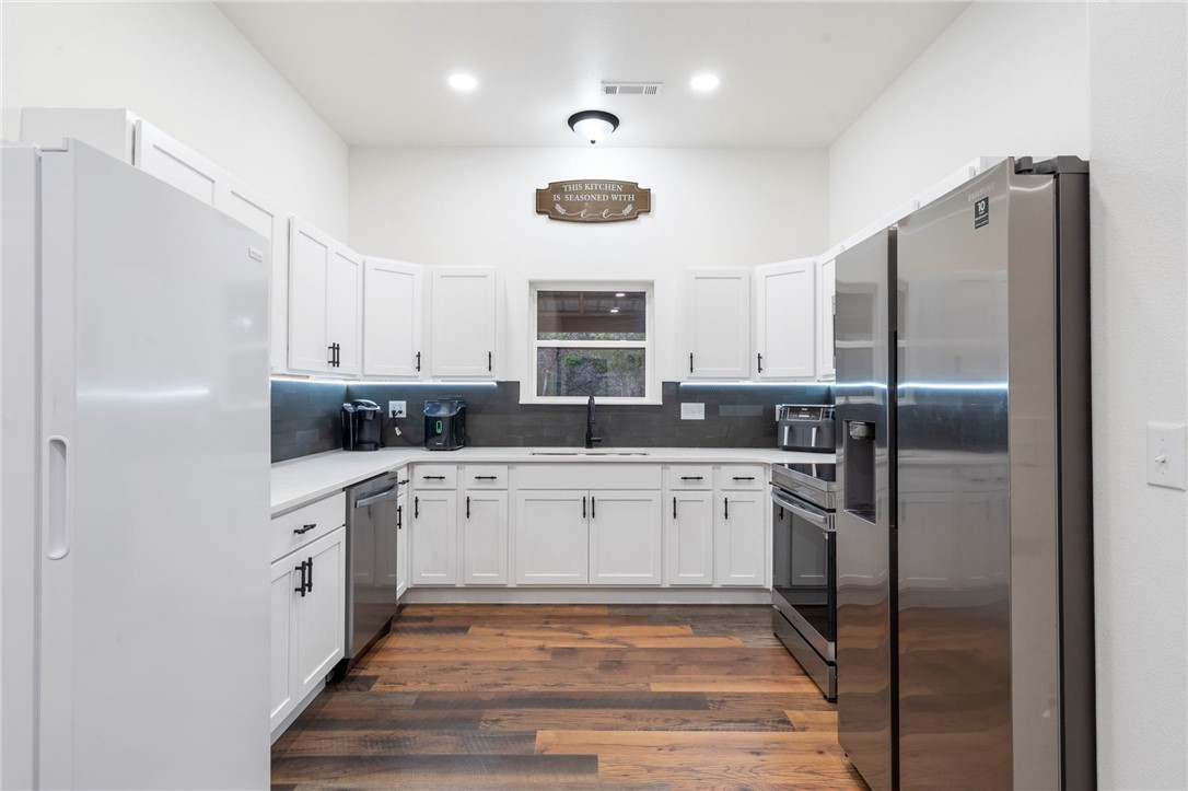 Hickory Hills - Residential