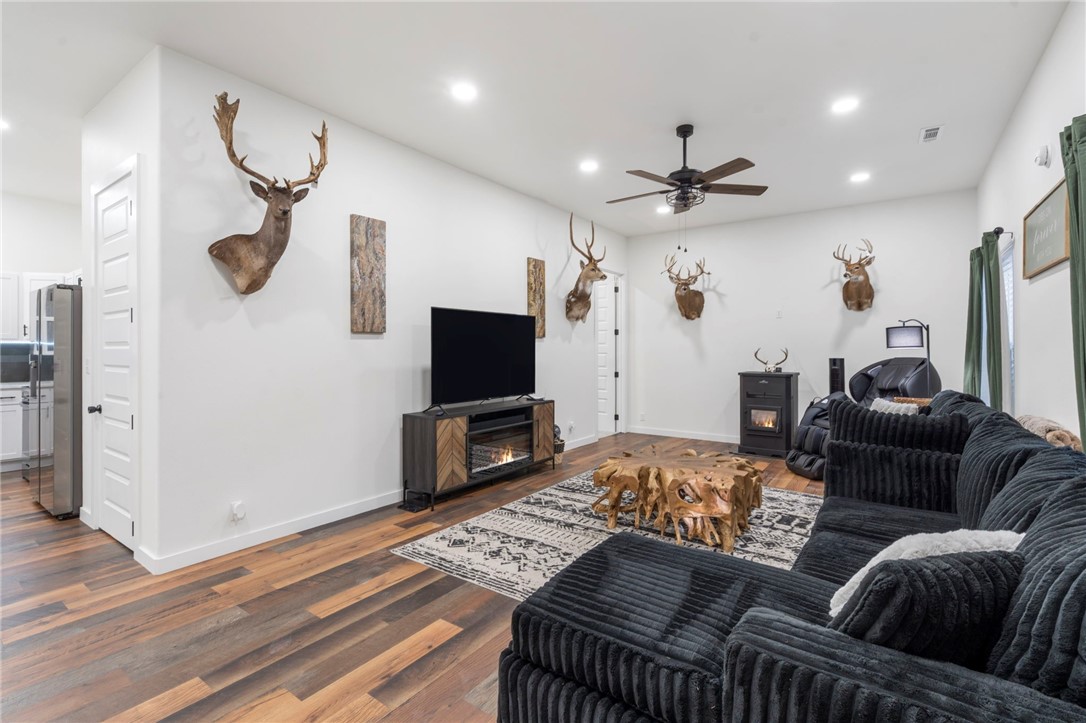 Hickory Hills - Residential