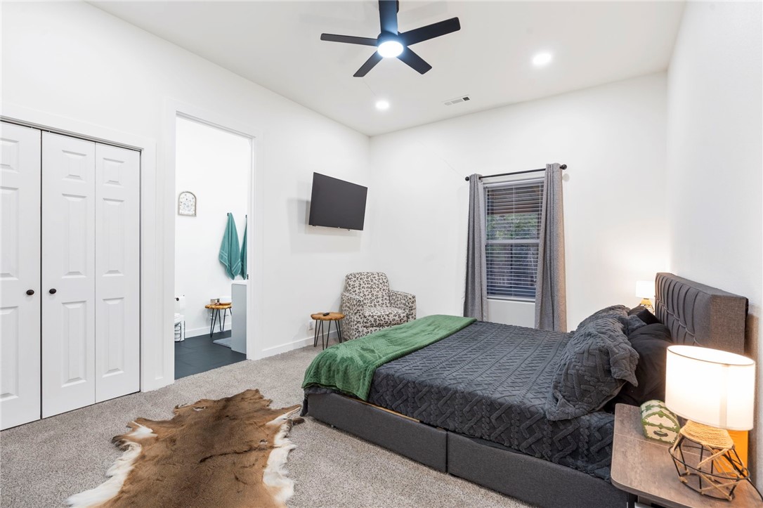 Hickory Hills - Residential