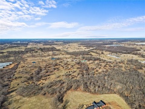 Single Family Residence in Gentry AR 17959 Luedecke Road 39.jpg