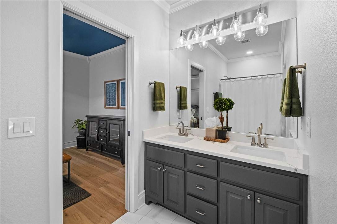 Warren Glen Rogers - Residential