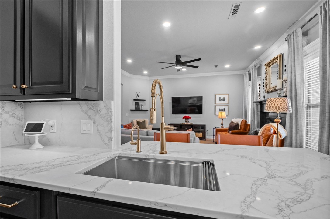 Warren Glen Rogers - Residential