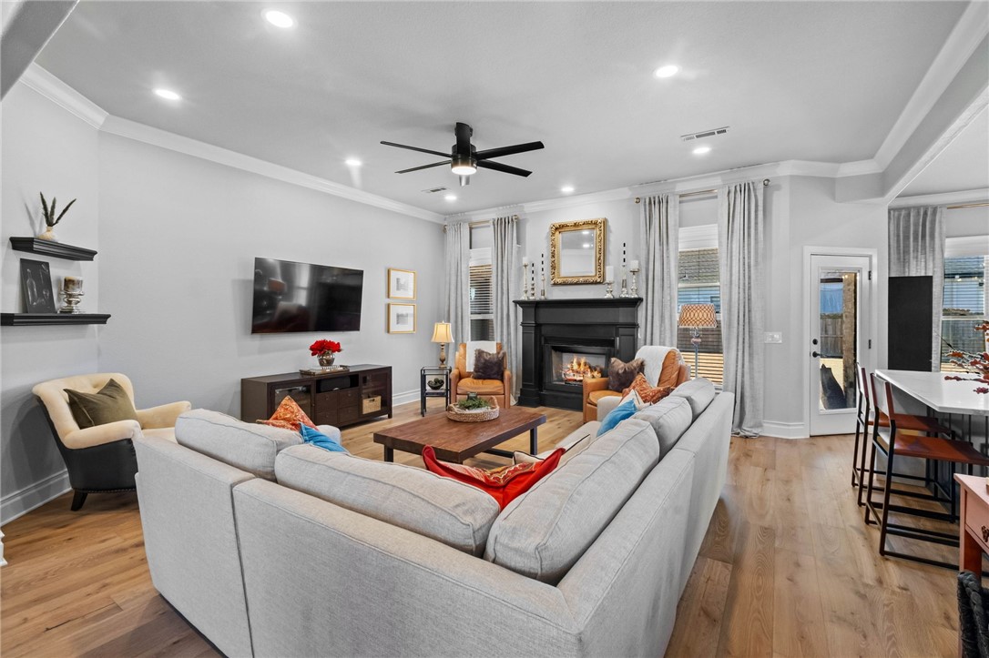 Warren Glen Rogers - Residential