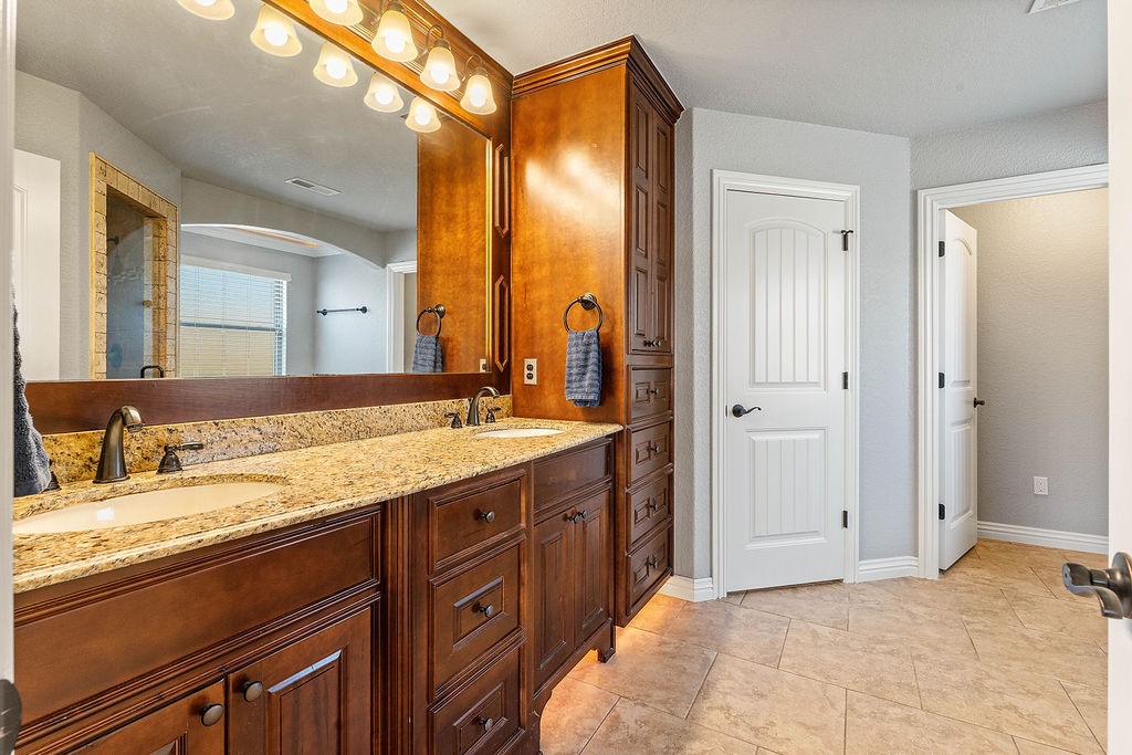 Riverwalk Farm Estates - Residential