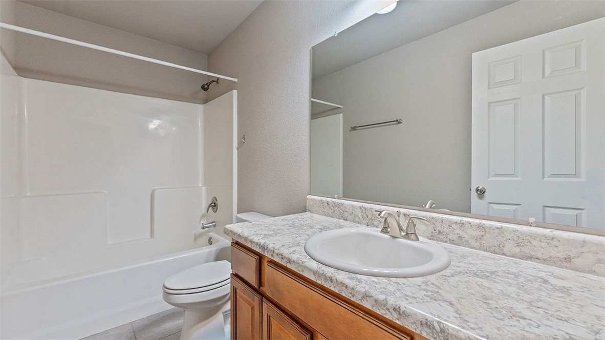 Coves Ph I - Residential Lease