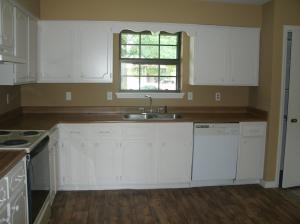 NEWLY REMODELED 2 STORY BRICK HOME WITHDS 3 Bdrs. 2bth. 2 EXTRA BONUS ROOMS, FIRE PLACE, FENCED BACK YARD INSIDE/OUTSIDE PAINT NEW CARPETTILE,TRIM, SINKS, LIGHT FIXTURES,AND MUCH MORE. MOTIVATED SELLER !!!!!TAXES ARE BEFORE HOME STEAD CREDIT OF $350.00
