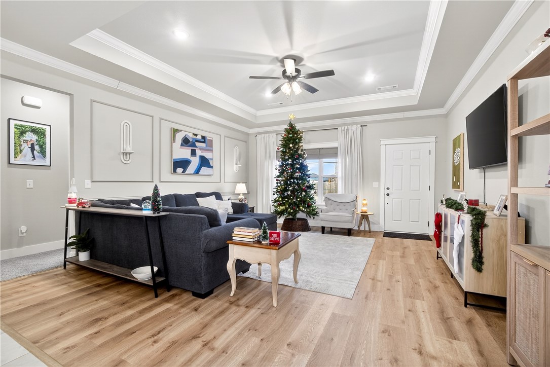 Hickory Meadows Sub Ph 3 - Residential