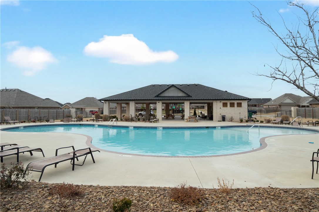 Hickory Meadows Sub Ph 3 - Residential