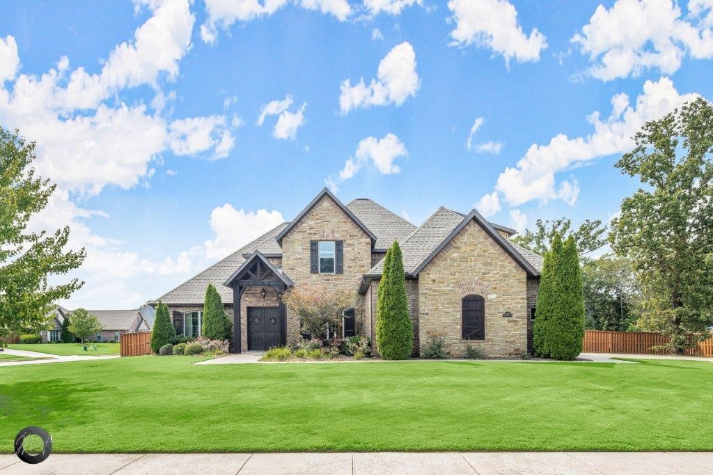 Angel Falls - Residential